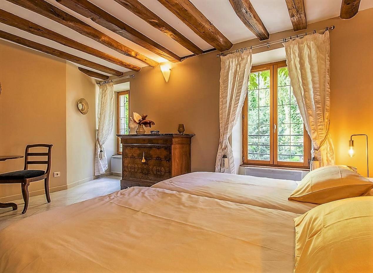 Le Domaine De Moroges Bed and Breakfast Exteriör bild