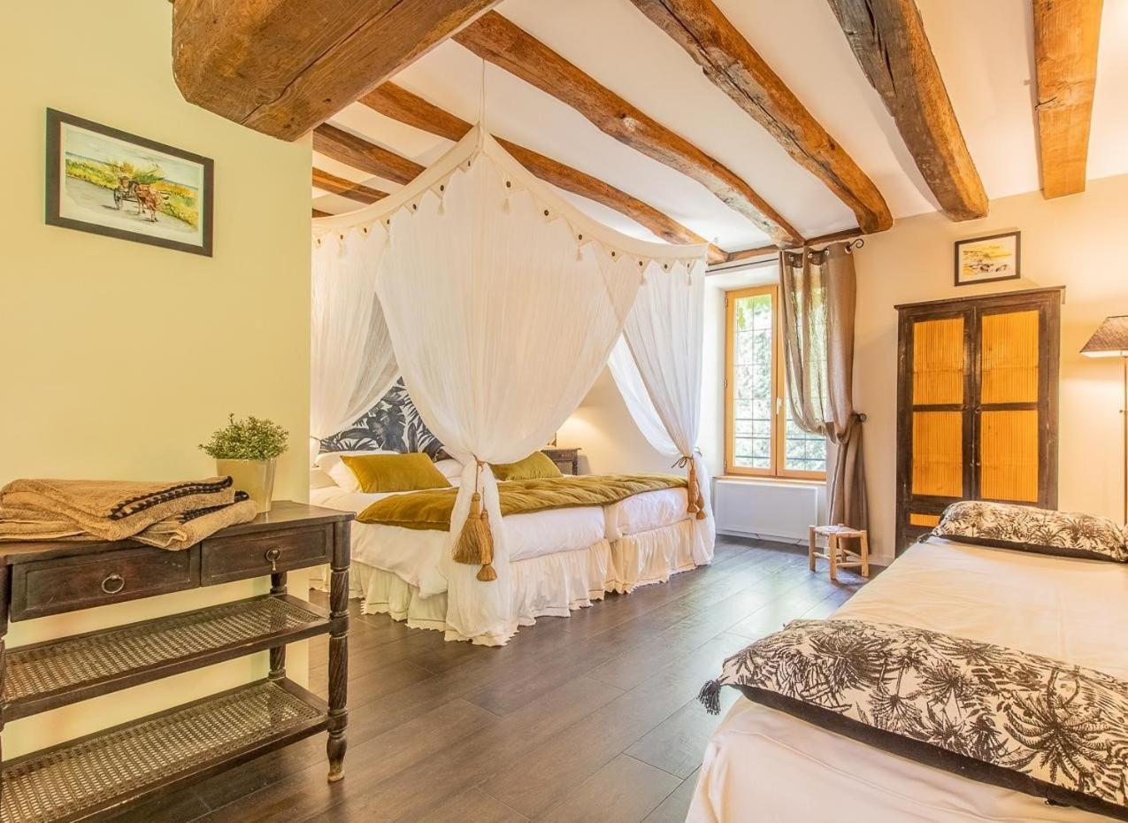 Le Domaine De Moroges Bed and Breakfast Exteriör bild