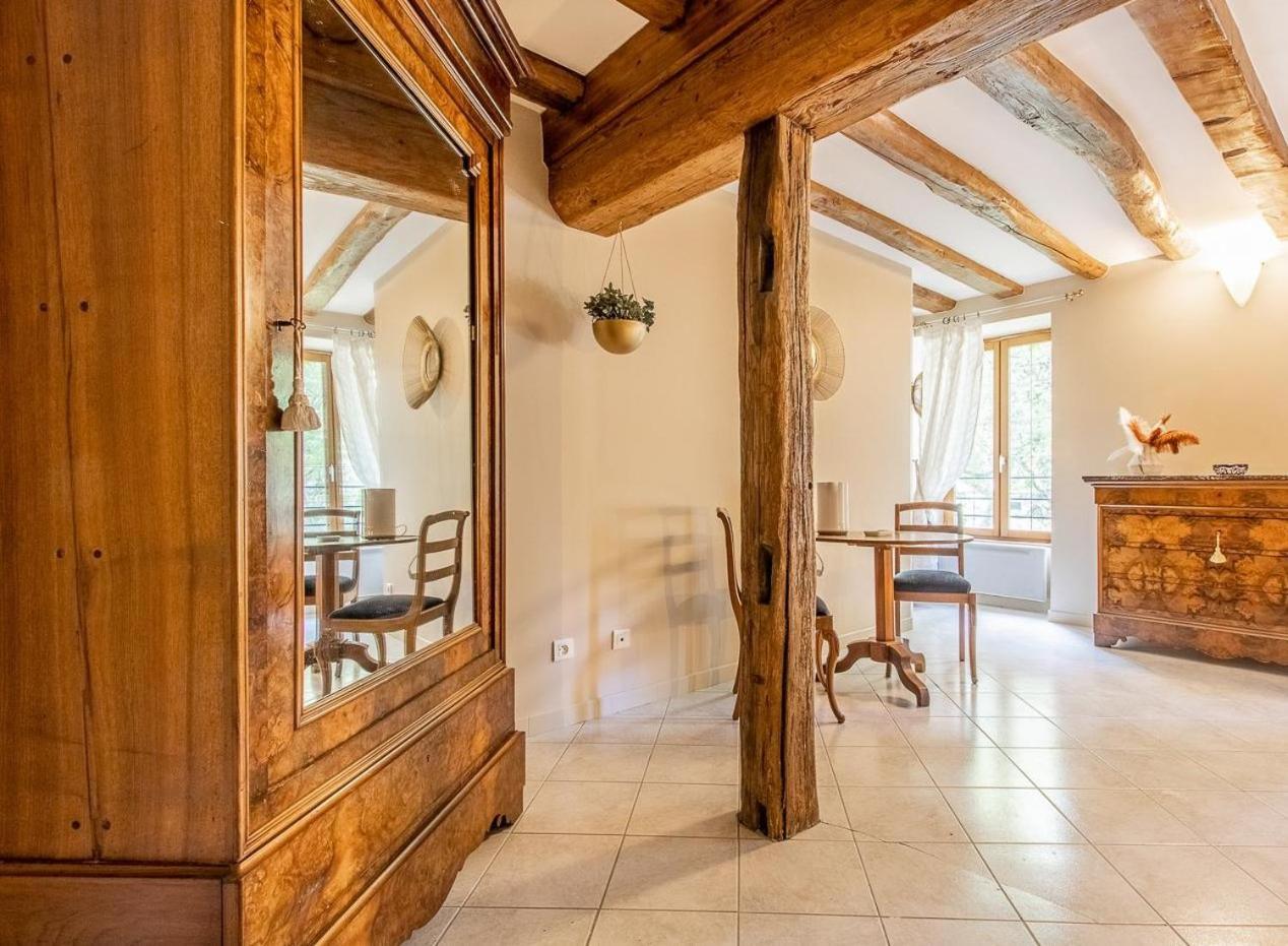 Le Domaine De Moroges Bed and Breakfast Exteriör bild