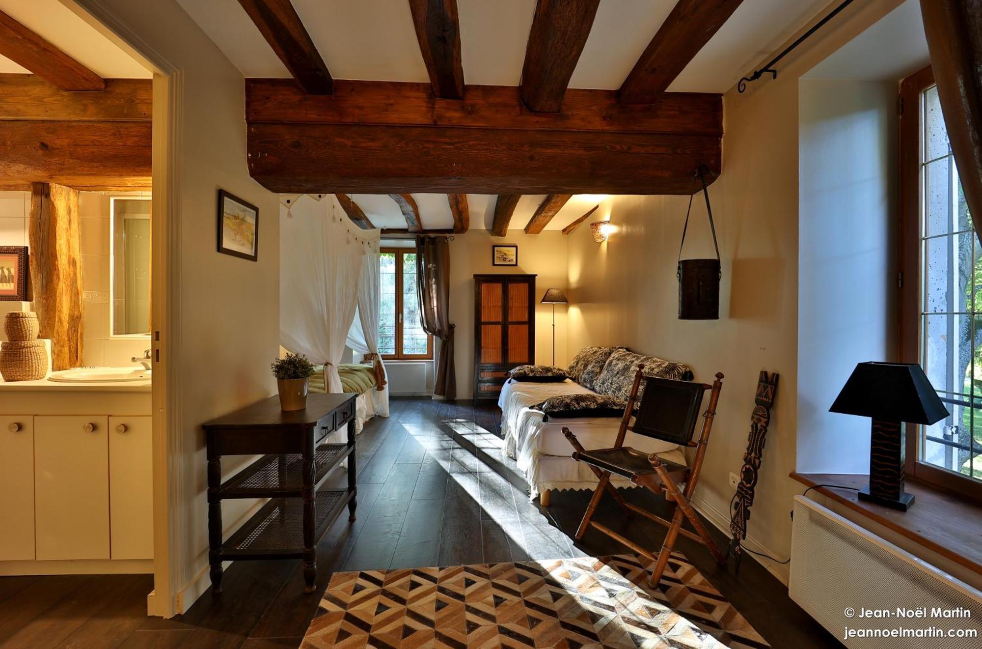 Le Domaine De Moroges Bed and Breakfast Exteriör bild