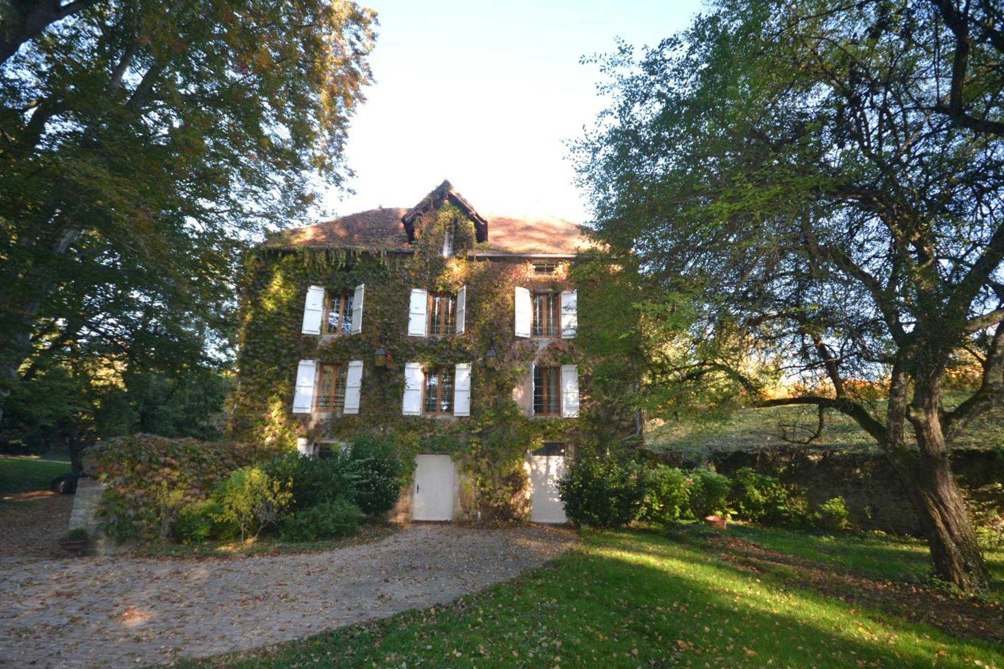 Le Domaine De Moroges Bed and Breakfast Exteriör bild